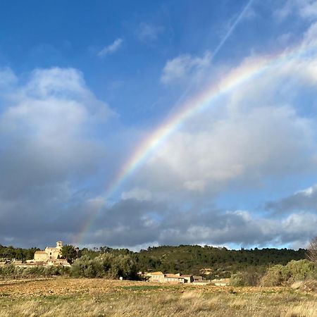 Bed and Breakfast La Calade Montouliers Esterno foto