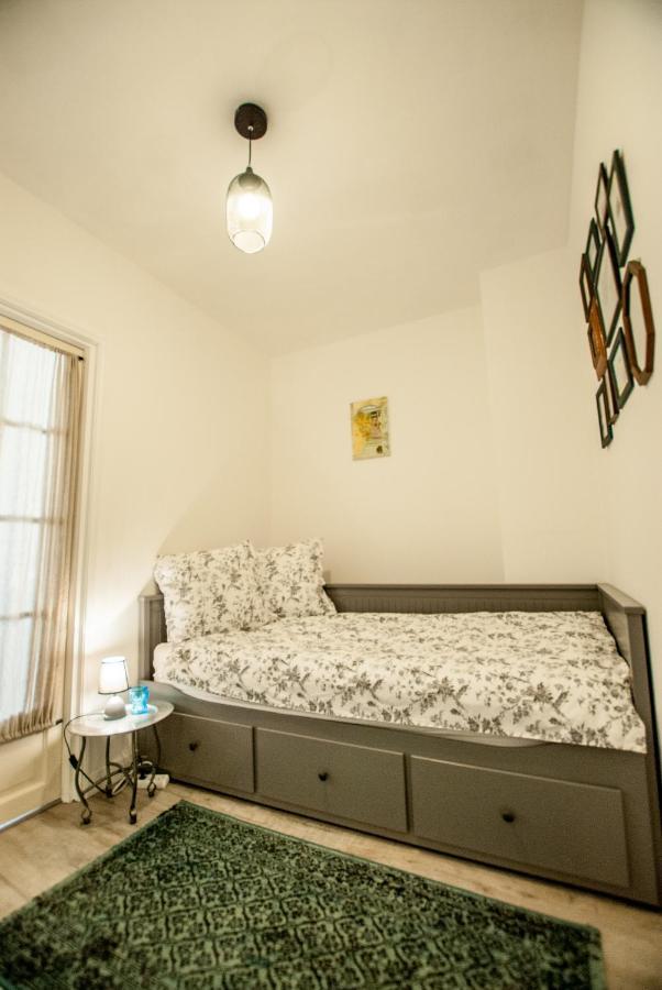 Bed and Breakfast La Calade Montouliers Esterno foto