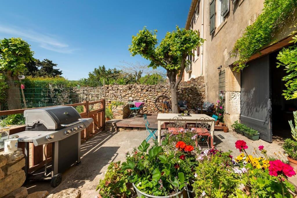 Bed and Breakfast La Calade Montouliers Esterno foto