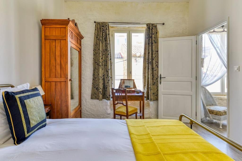 Bed and Breakfast La Calade Montouliers Esterno foto