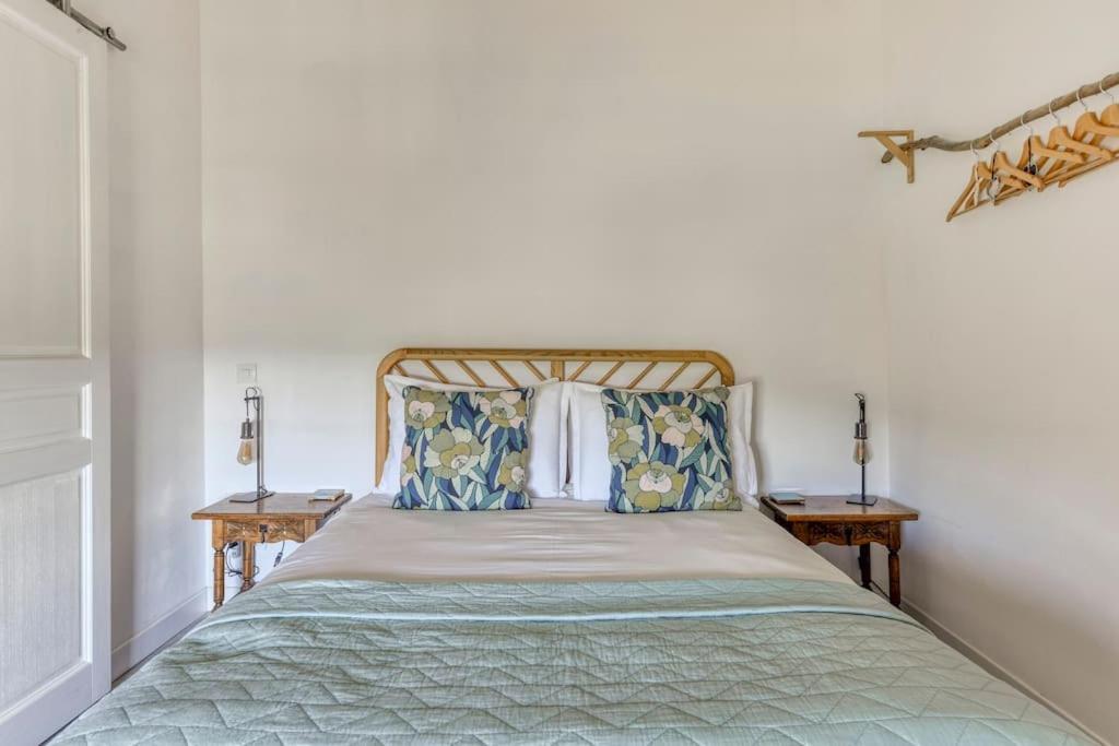 Bed and Breakfast La Calade Montouliers Esterno foto
