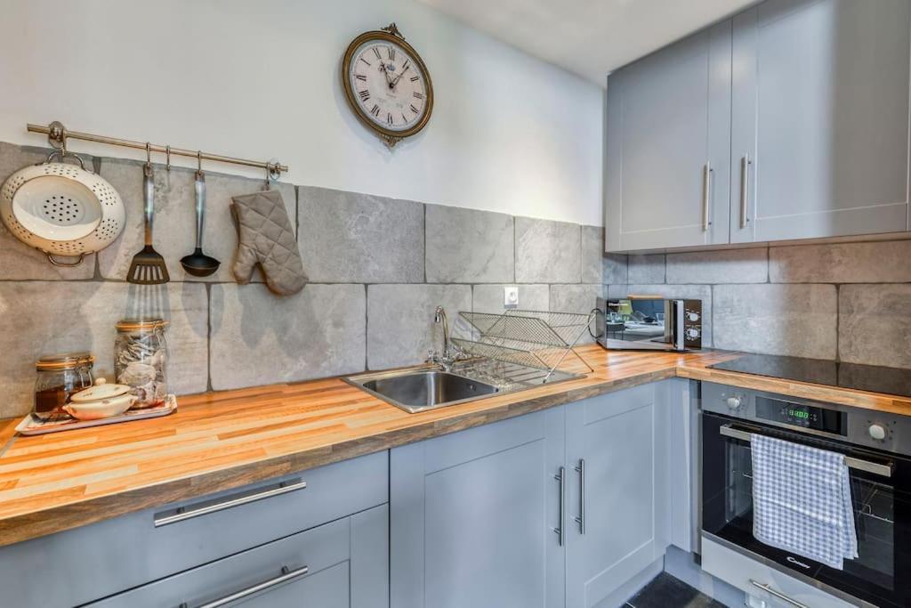 Bed and Breakfast La Calade Montouliers Esterno foto
