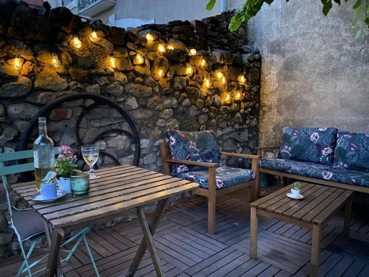 Bed and Breakfast La Calade Montouliers Esterno foto
