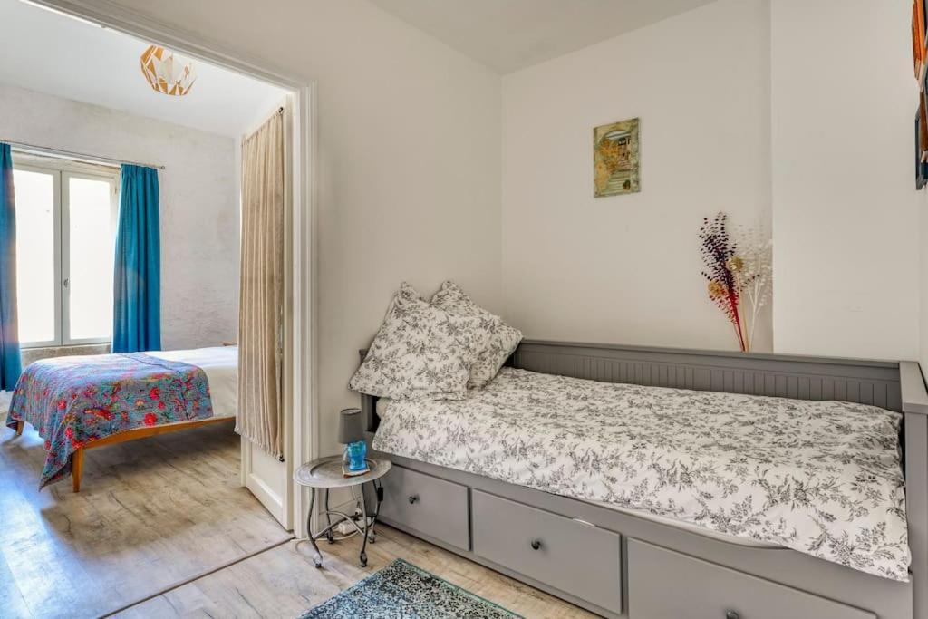 Bed and Breakfast La Calade Montouliers Esterno foto
