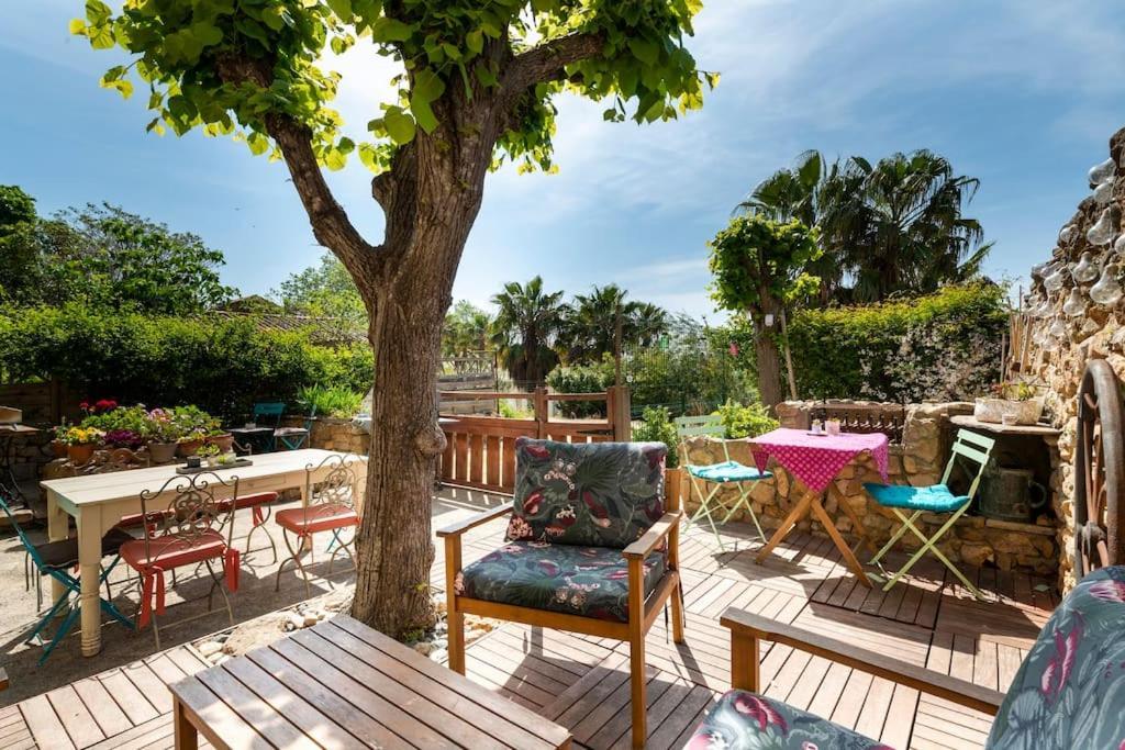 Bed and Breakfast La Calade Montouliers Esterno foto